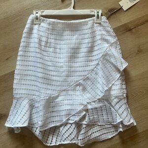 A New Day white skirt with pattern